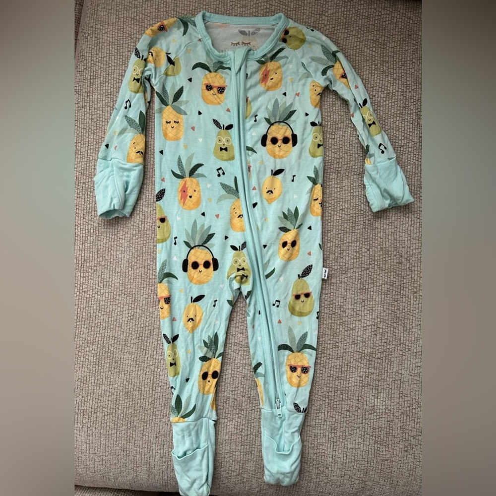 Pineapple Little Sleepies